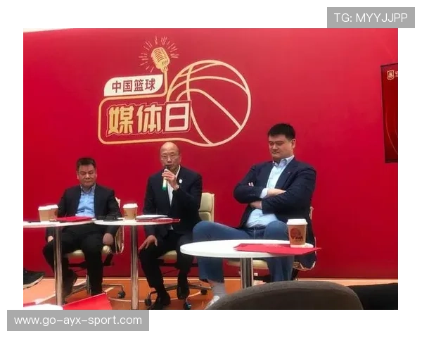 赛季期间媒体日安排丰富，拉近球员与媒体互动的新机遇