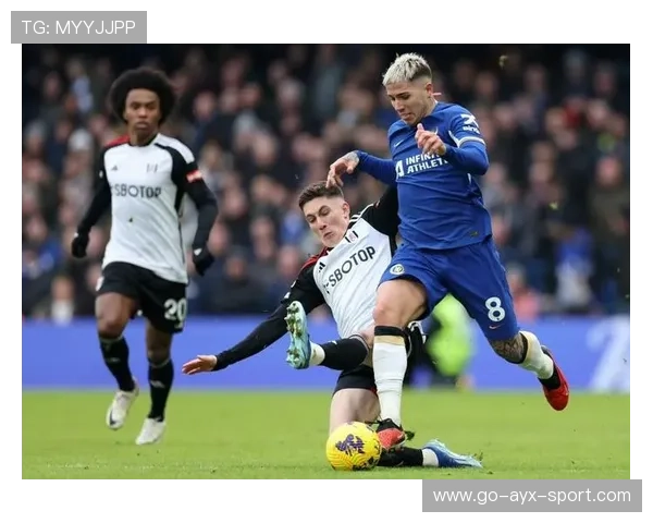 恩佐中场送出贯穿防线的地滚球,助攻杰克逊单刀赴会 恩佐中场送出贯穿防线的地滚球,助攻杰克逊单刀赴会